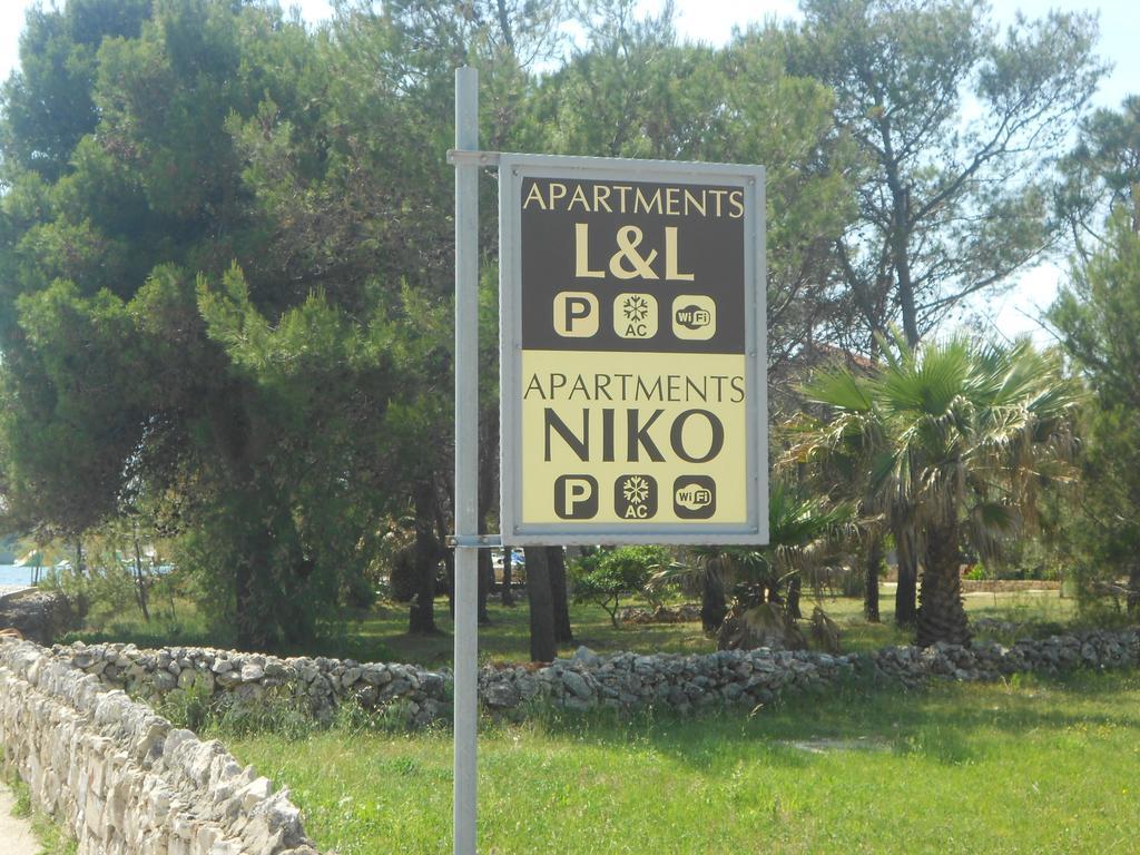 Apartment Niko Vir Exterior photo
